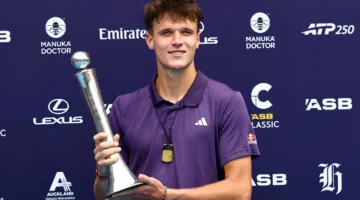 إنجاز تشيكي تاريخي.. ماتشاك ومينسيك يحصدان لقبي بطولتي أديلايد وأوكلاند للتنس